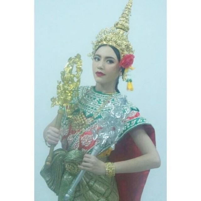 นางชฎา ใหม่ ดาวิกา โชว์รำ ผ่าน ฉลุย