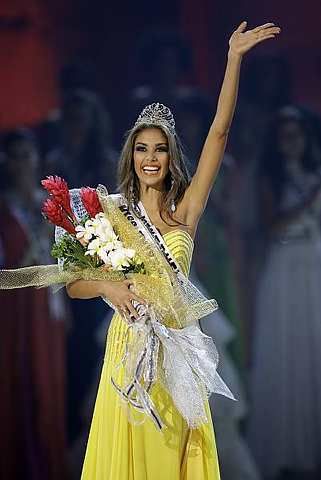 Miss Universe Evening Gown 6
