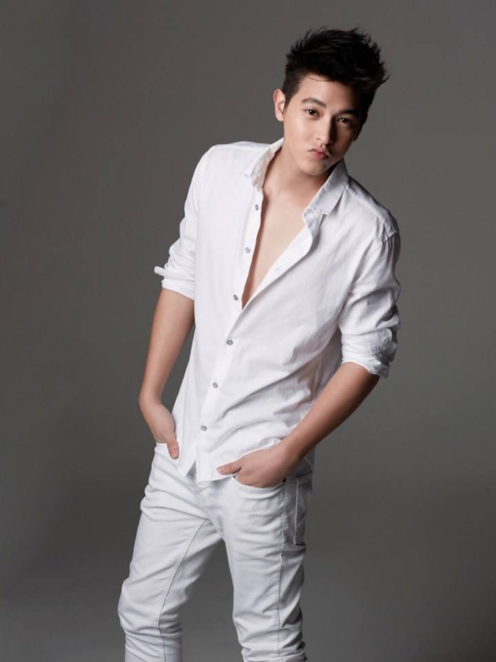 เจมส์ จิรายุ & ใหม่-ดาวิกา โฮร์เน่ @ ดิฉัน vol.25 no.892 April 2014