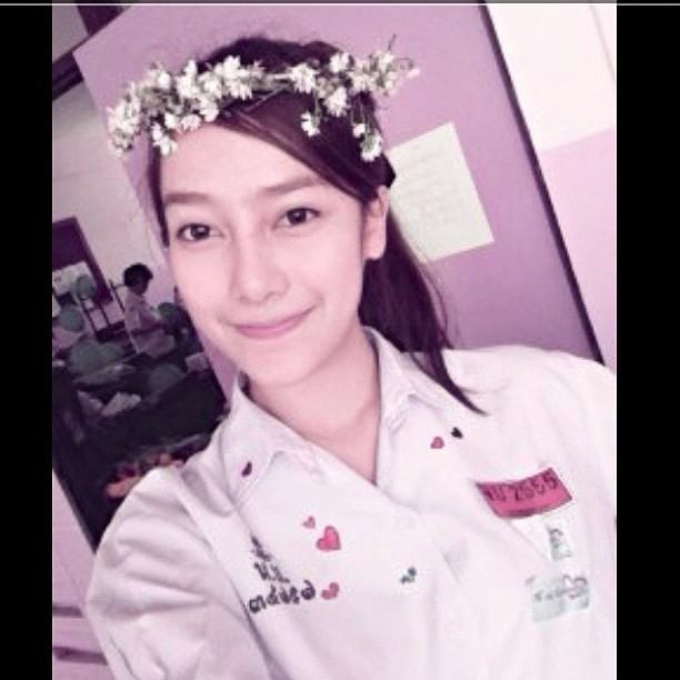เปรี้ยว ทัศนียา ในชุดนักเรียน