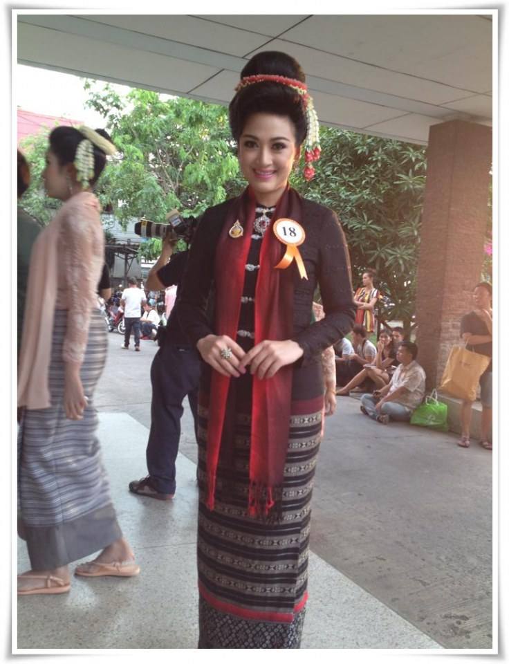 ชลลดา พีระสวัสดิ์ ประกวดนางสงกรานต์พระประแดง