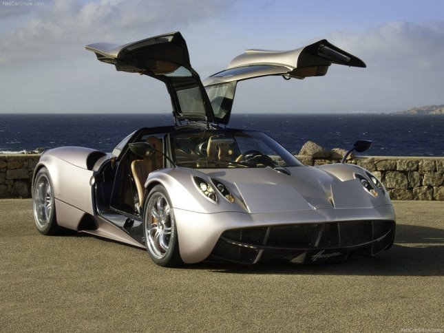 Pagani Huayra (2)