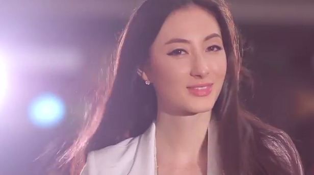LOVE 2015+ มินิซีรีส์เรื่องนี้มีแต่สาวแหล่มๆ