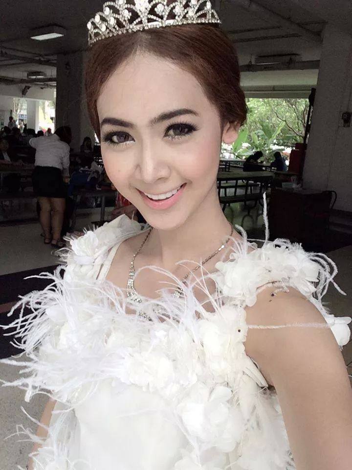 น้องเนย สาวสวยจาก instragram
