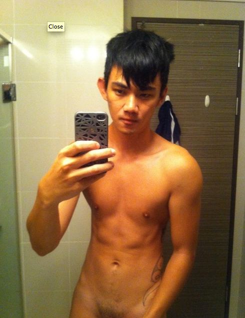 มือถือ ซิคเพค หนุ่มๆ อาหารเย็นของอีป้า