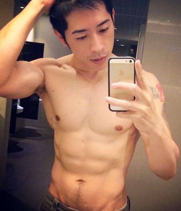 มือถือ ซิคเพค หนุ่มๆ อาหารเย็นของอีป้า2