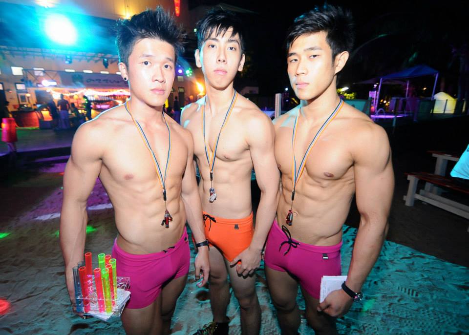 จัดไปเบาๆ กับ อิป้า & รวมมิตร ทัมเบ่อ