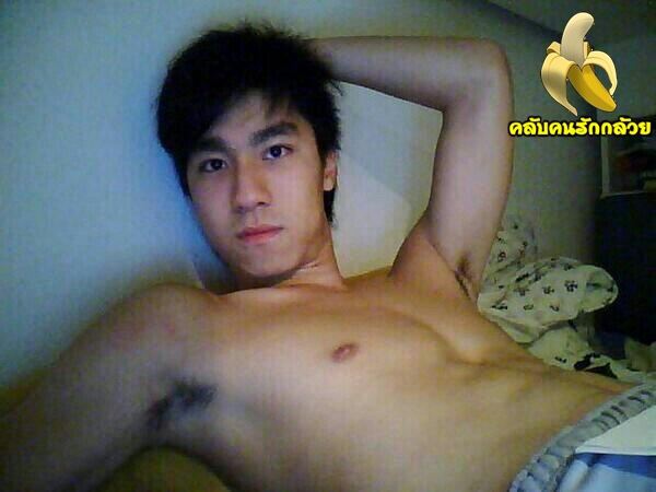 อาหารเช้า เสริฟถึงเตียงของอิป้า