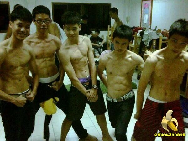 อาหารเช้า เสริฟถึงเตียงของอิป้า