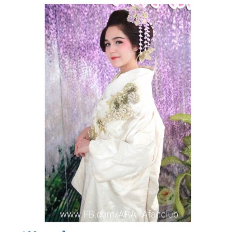 ''เบิร์ด-ชมพู่'' จัดเต็มบวงสรวง กลกิมิโน ละครฟอร์มยักษ์แห่งปี