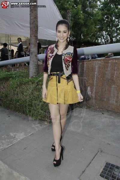รวมชุดดาราเซเลบสาว @ไทยรัฐทีวี
