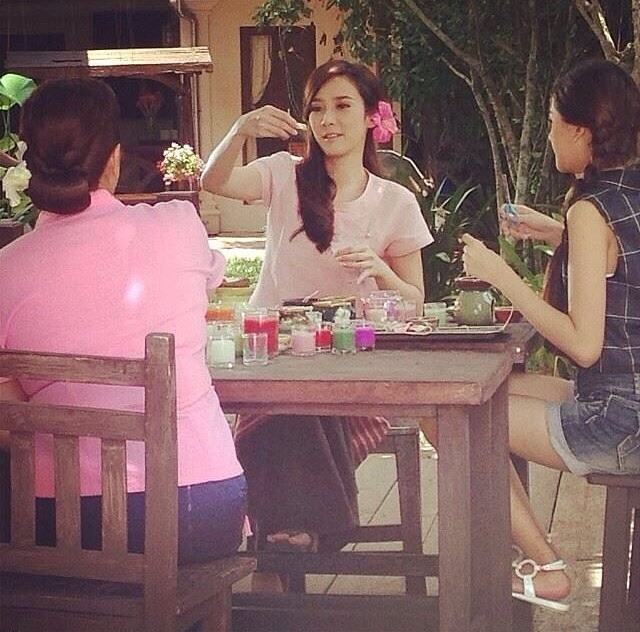 สาว"พราว"!!