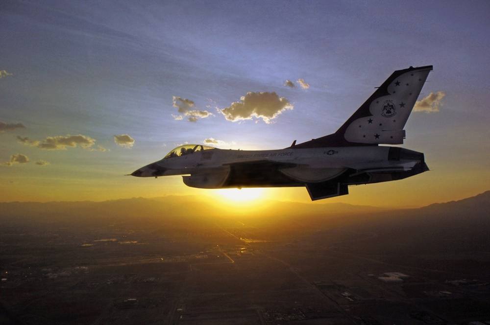F-16-Falcon