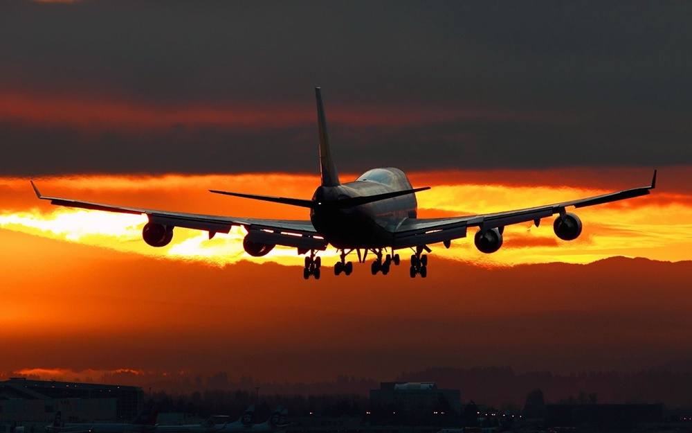 Airplane Night