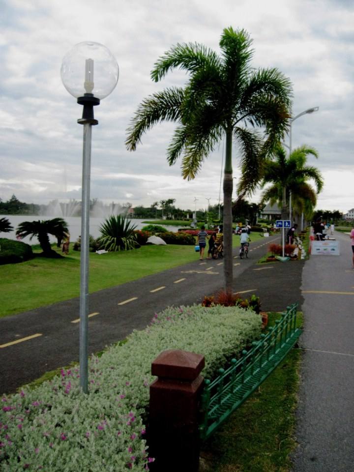 สวนน้ำบุ่งตาหลั่ว ร.๙ @ Korat น่าเที่ยวมากๆ