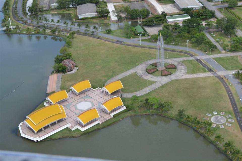 สวนน้ำบุ่งตาหลั่ว ร.๙ @ Korat น่าเที่ยวมากๆ