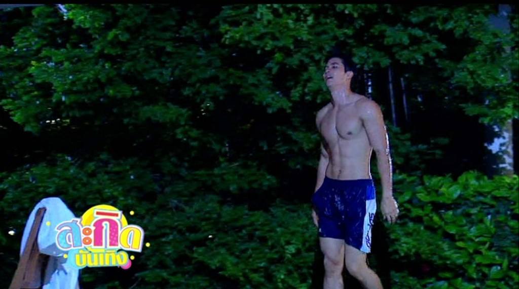 ไมค์ ภัทรเดช สงวนความดี. บ่ฮู้ว่าจะมีฉากแบบนี้