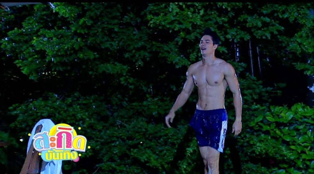 ไมค์ ภัทรเดช สงวนความดี. บ่ฮู้ว่าจะมีฉากแบบนี้
