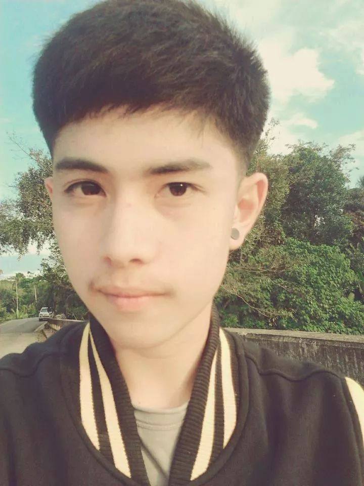 เด็กผู้ชายน่ารัก ลิฟ คิวเลอร์