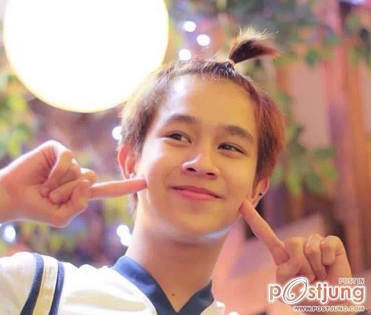 ฟลุ๊ค พงศธร