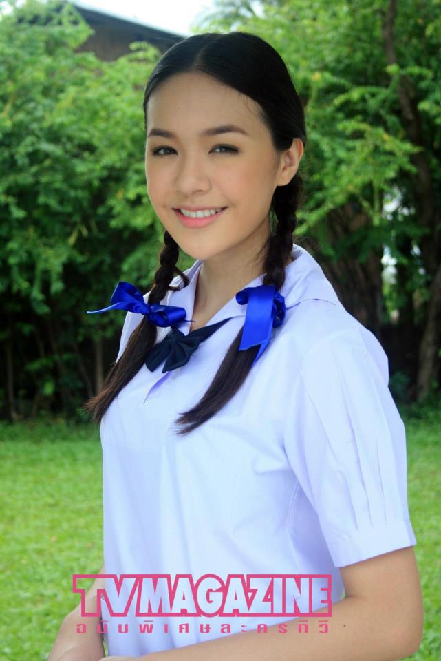 แยม มทิรา หรือ แยม ทิชา สาวน้อยดาวรุ่งมาแรงกับบทนางเอกละครไฟรักเพลิงแค้น