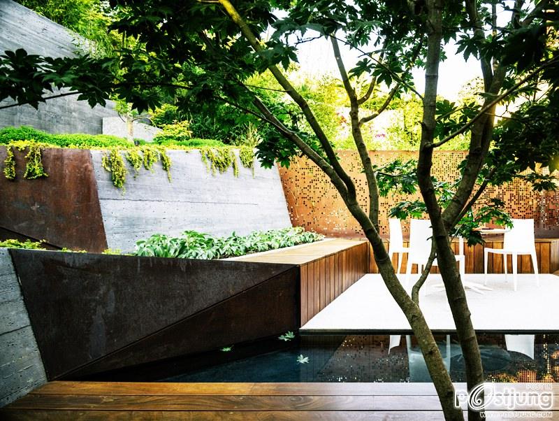 Hilgard Garden by Mary Barensfeld Architecture, California