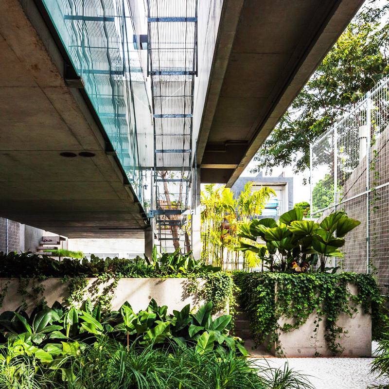 A Weekend House in Downtown S&atilde;o Paulo by SPBR Arquitetos
