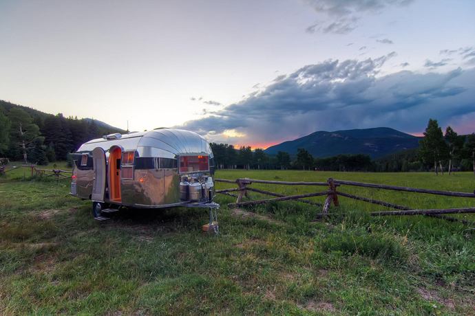 Stunning Restored 1954 Airstream Flying Cloud Travel Trailer
