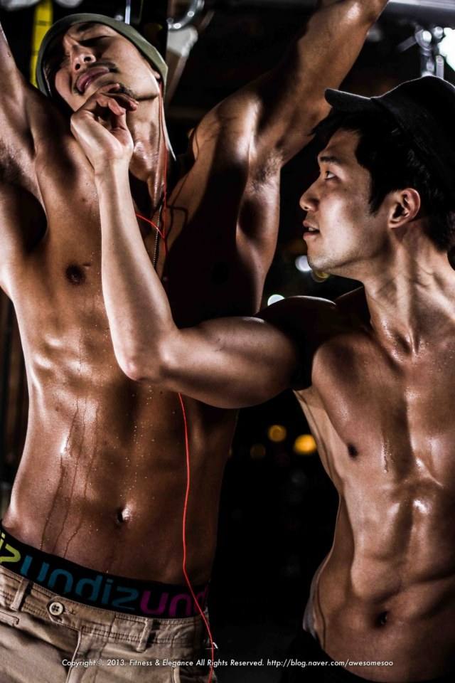 หนุ่มๆผิวเข้ม