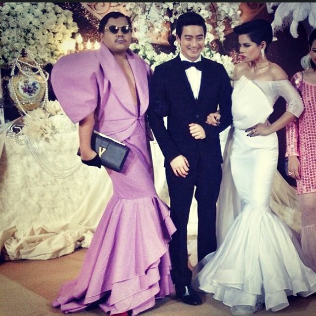 รวมชุดสวย รวยผ้า! ของ "แม่บ้านมีหนวด"