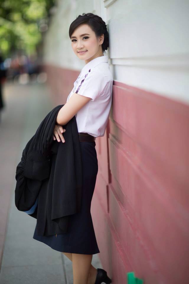 ชื่อฟางน่ารักมาก ตัวเล็ก รูปเยอะค่ะ  ^_^