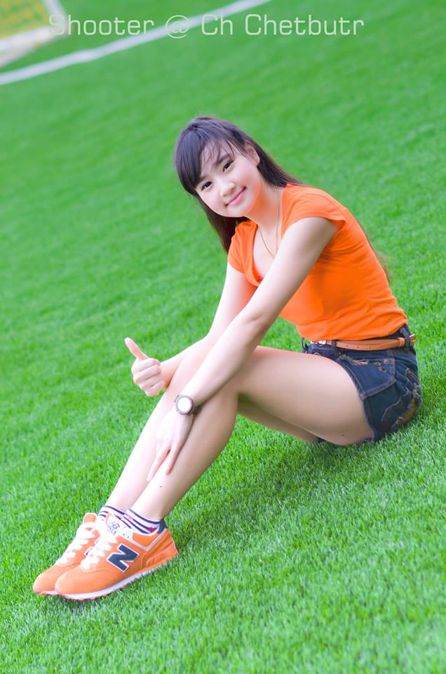 ชื่อฟางน่ารักมาก ตัวเล็ก รูปเยอะค่ะ  ^_^