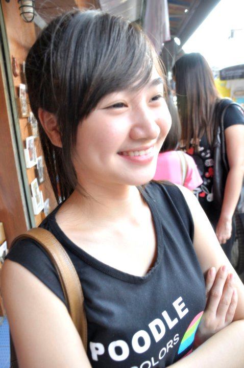ชื่อฟางน่ารักมาก ตัวเล็ก รูปเยอะค่ะ  ^_^