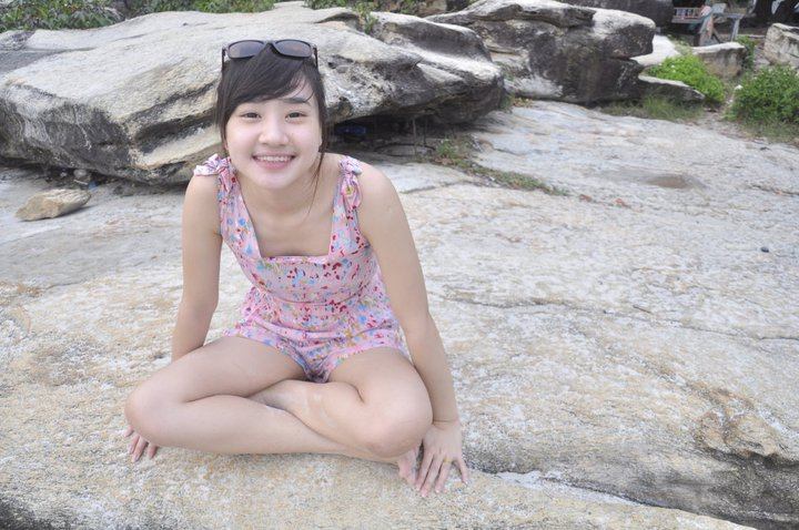 ชื่อฟางน่ารักมาก ตัวเล็ก รูปเยอะค่ะ  ^_^
