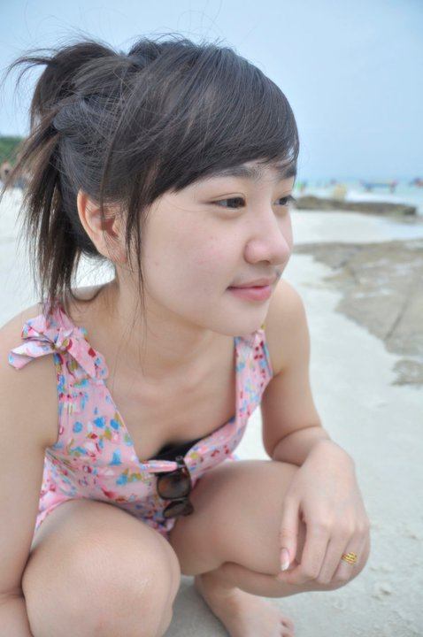 ชื่อฟางน่ารักมาก ตัวเล็ก รูปเยอะค่ะ  ^_^