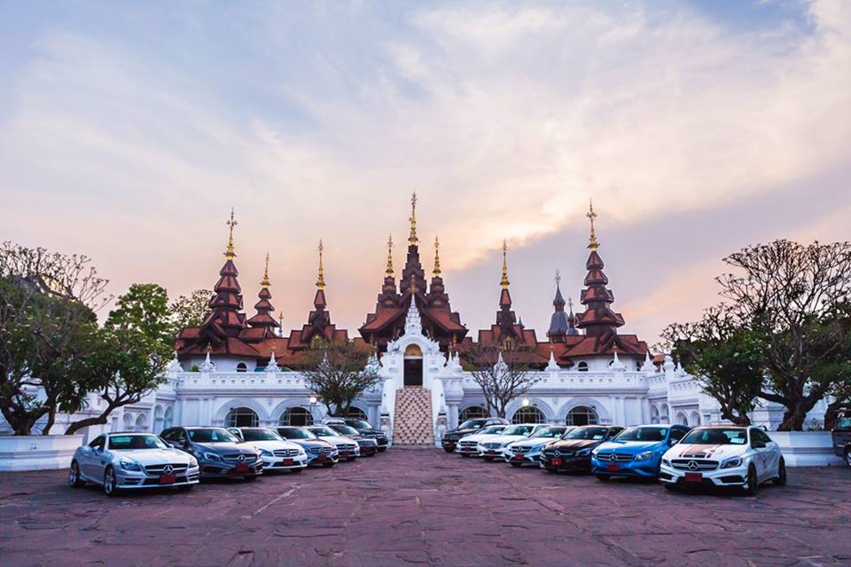 พลอย-เฌอมาลย์ ฟินาเล่แฟชั่นโชว์ Chai Gold Label ในงาน L'Officiel Fashion Destination