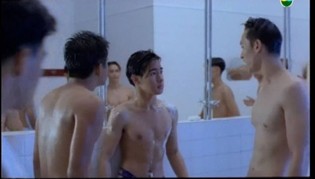อยากเห็นหุ่นเขาปัจจุบันแท้ เขามีผลงานหนังละครอื่นๆแด่บ่2คนนี้