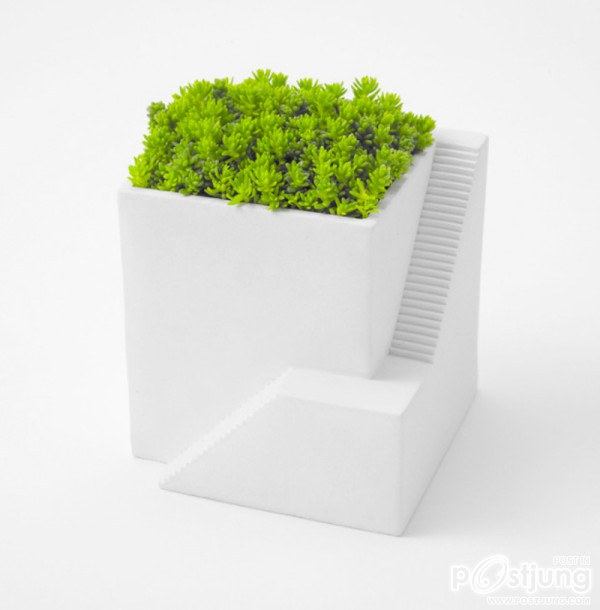 Create Your Own Mini Villages with the Bonkei Planters