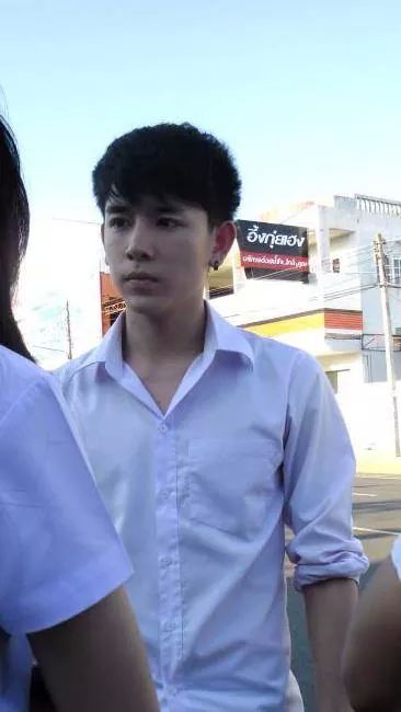 คนนี้ชื่อรัยค่ะ ใครมีเฟสหรือigขอบ้าง