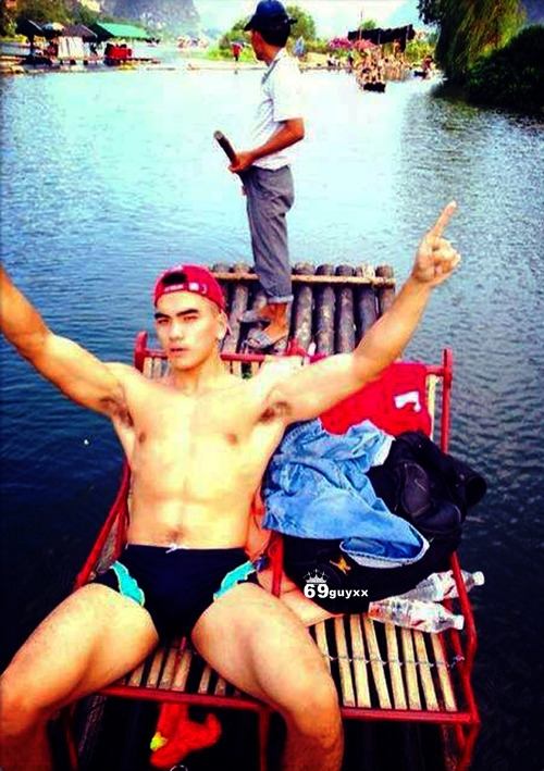 ของหวานปะปนกันไป