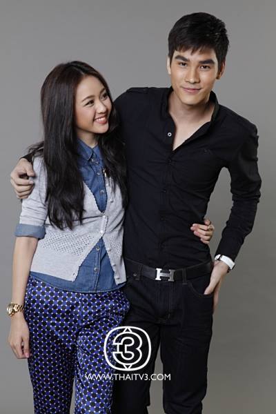 โบ๊ท ธารา รับบท น้องเล็ก(ธัญกร) ในละคร "ไฟรักเพลิงเเค้น" น้องเค้าน่ารักดีนะ