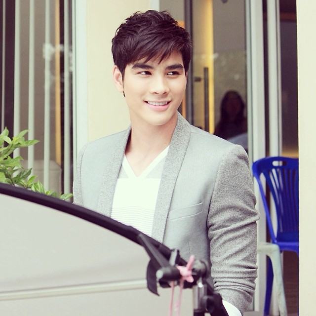 โบ๊ท ธารา รับบท น้องเล็ก(ธัญกร) ในละคร "ไฟรักเพลิงเเค้น" น้องเค้าน่ารักดีนะ