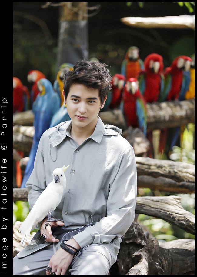 เจมส์ จิรายุ @ Magaholic vol.2 no.14 April 2014