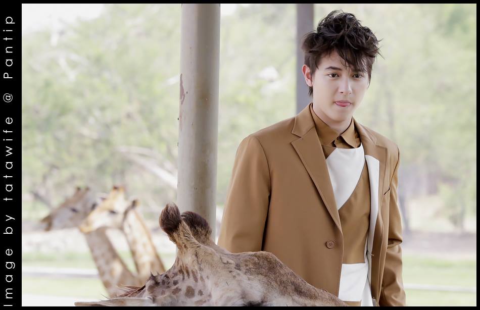 เจมส์ จิรายุ @ Magaholic vol.2 no.14 April 2014