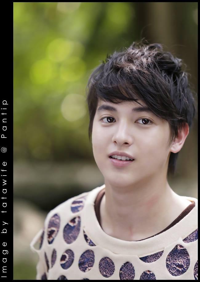 เจมส์ จิรายุ @ Magaholic vol.2 no.14 April 2014