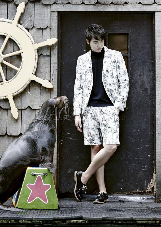 เจมส์ จิรายุ @ Magaholic vol.2 no.14 April 2014