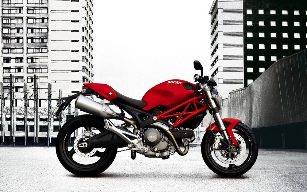 Ducati-Monster