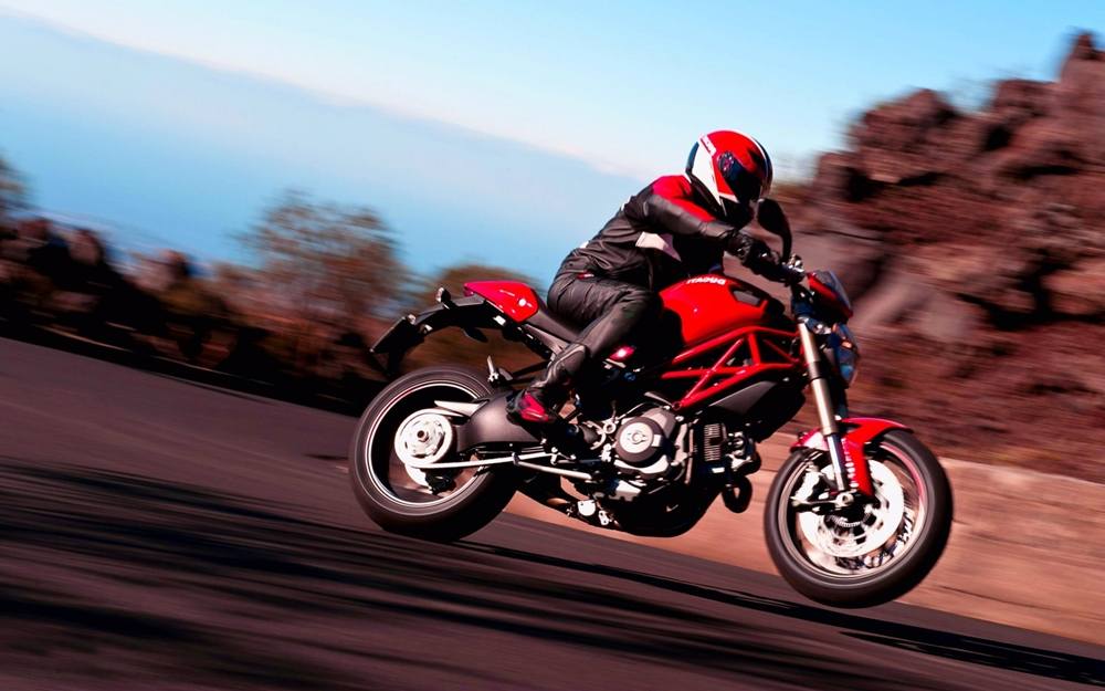 Ducati-Monster