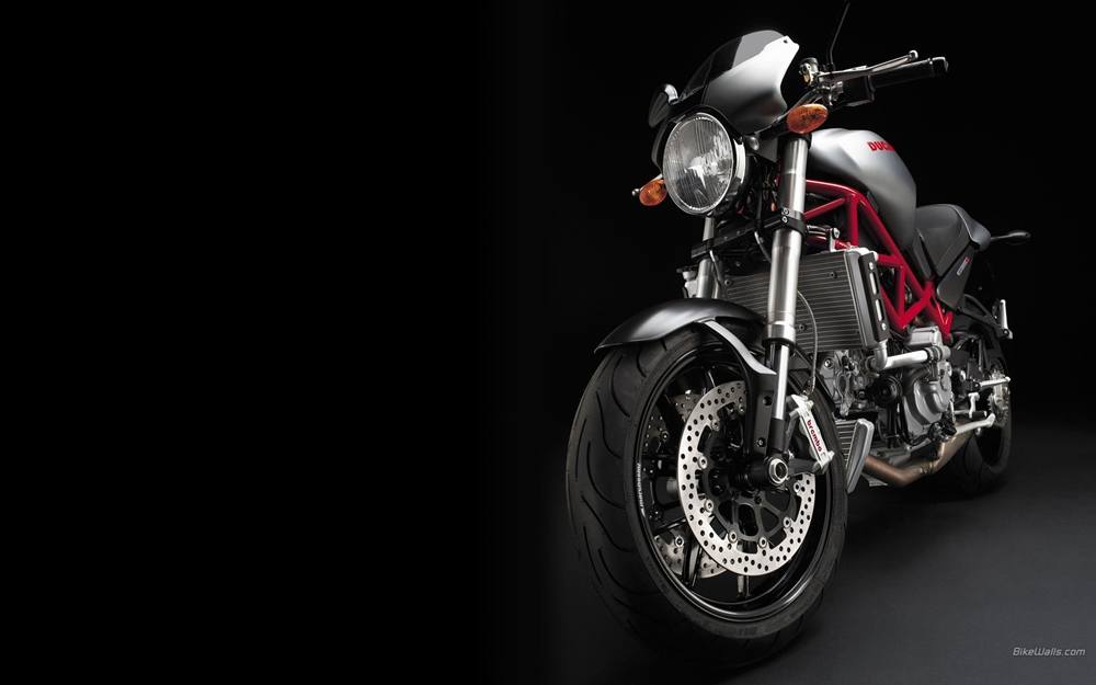 Ducati-Monster