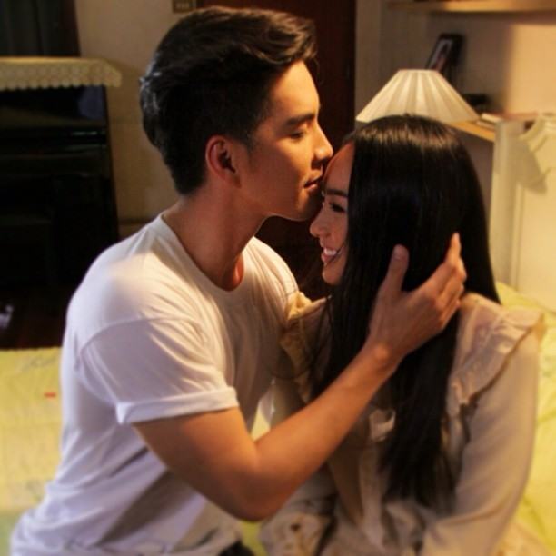 นาว นิว คู่รักต่างวัย